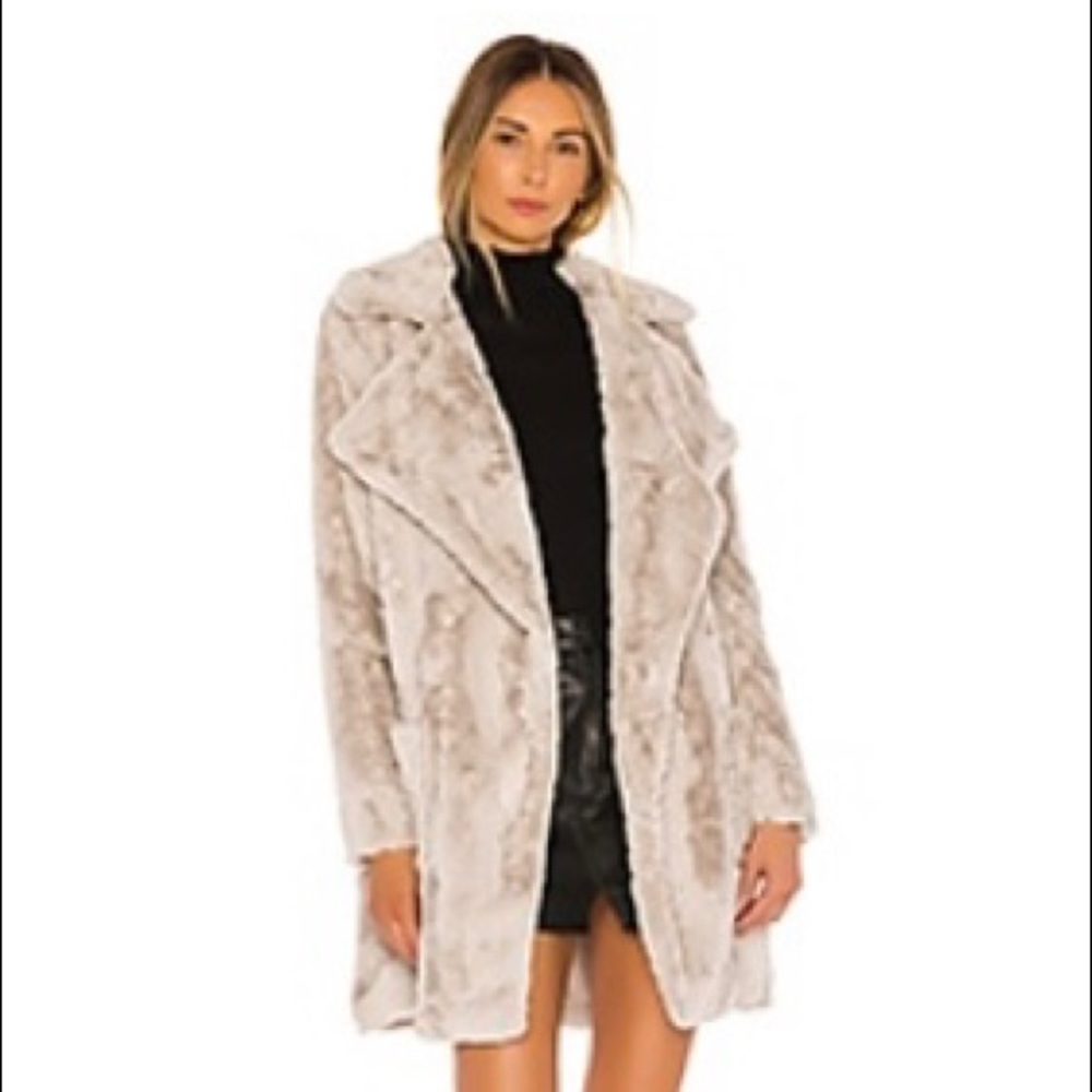 Faux fur light grey coat